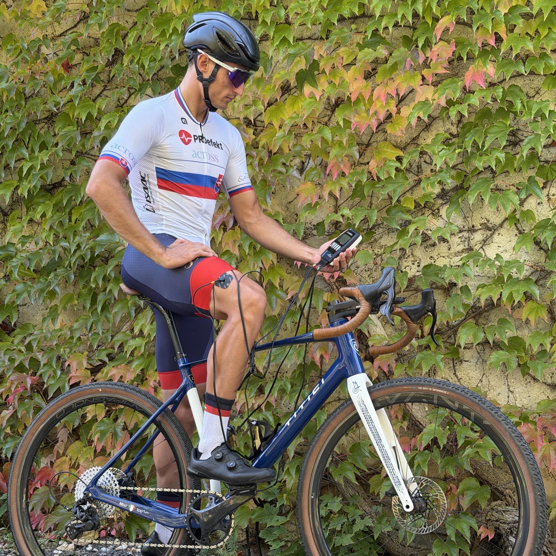 Pri regenerácii používa Martin Chren COMPEX SP2 od regesport.eu